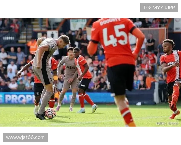 热刺夏窗低调操作签西蒙斯与库杜斯孙兴慜或以2200万离队 热刺夏窗低调操作签西蒙斯与库杜斯孙兴慜或以2200万离队